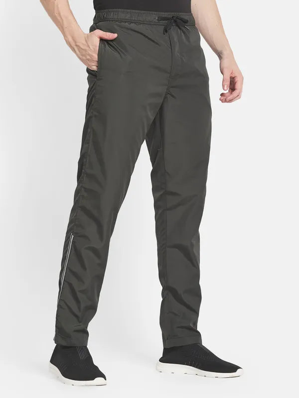 Men Green Solid Cotton Track Pants