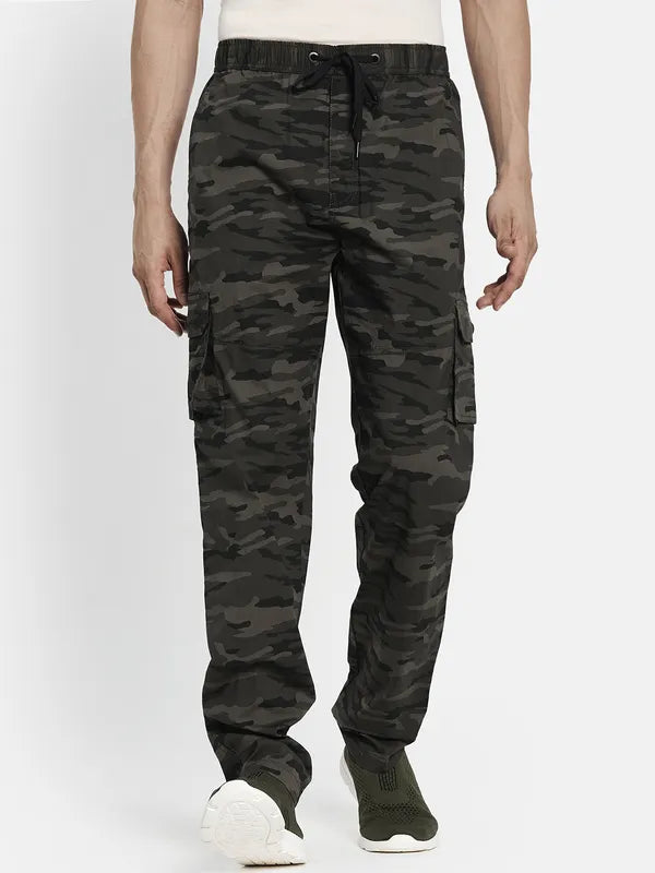 Men Olive Green Camouflage Printed Cotton Track Pants