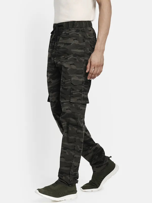 Men Olive Green Camouflage Printed Cotton Track Pants