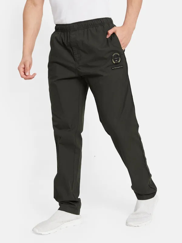 Basic Wooven Joggers With Badge