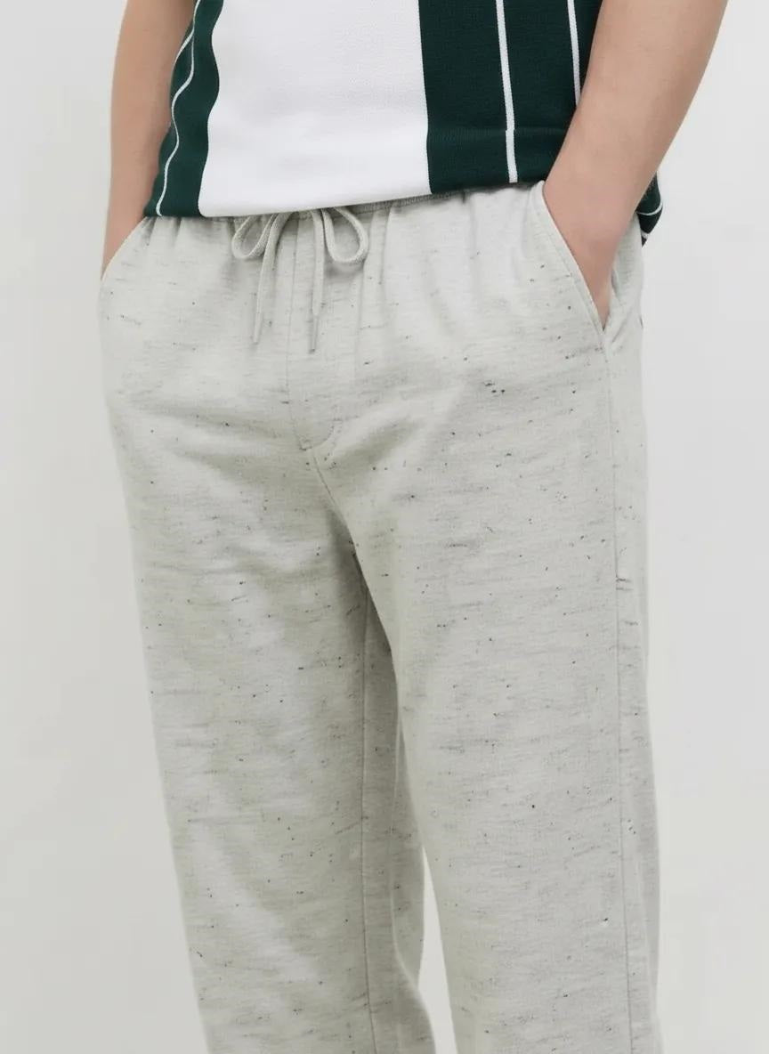 Men Solid Regular Fit Track Pants
