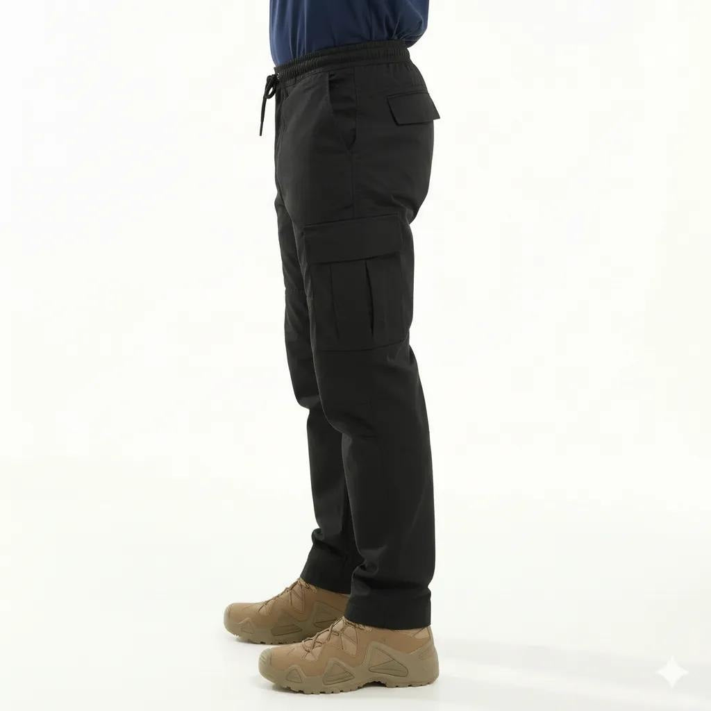 Men Solid Regulr Fit TrackPant