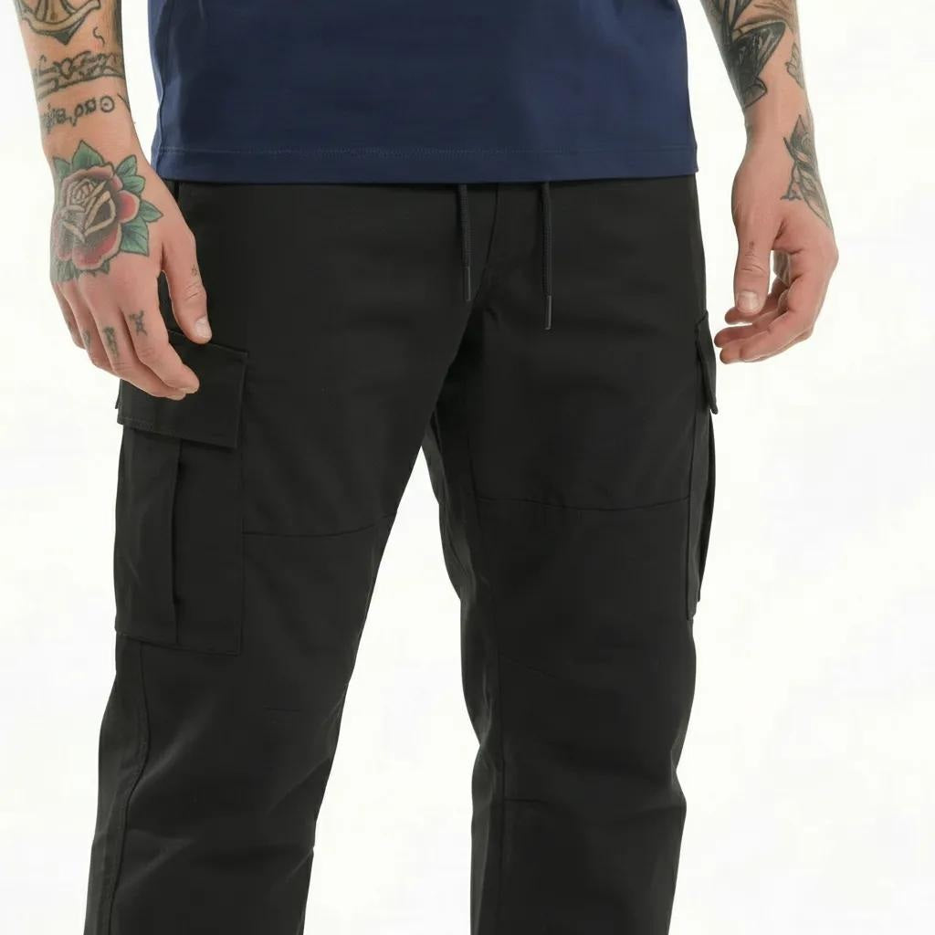 Men Solid Regulr Fit TrackPant