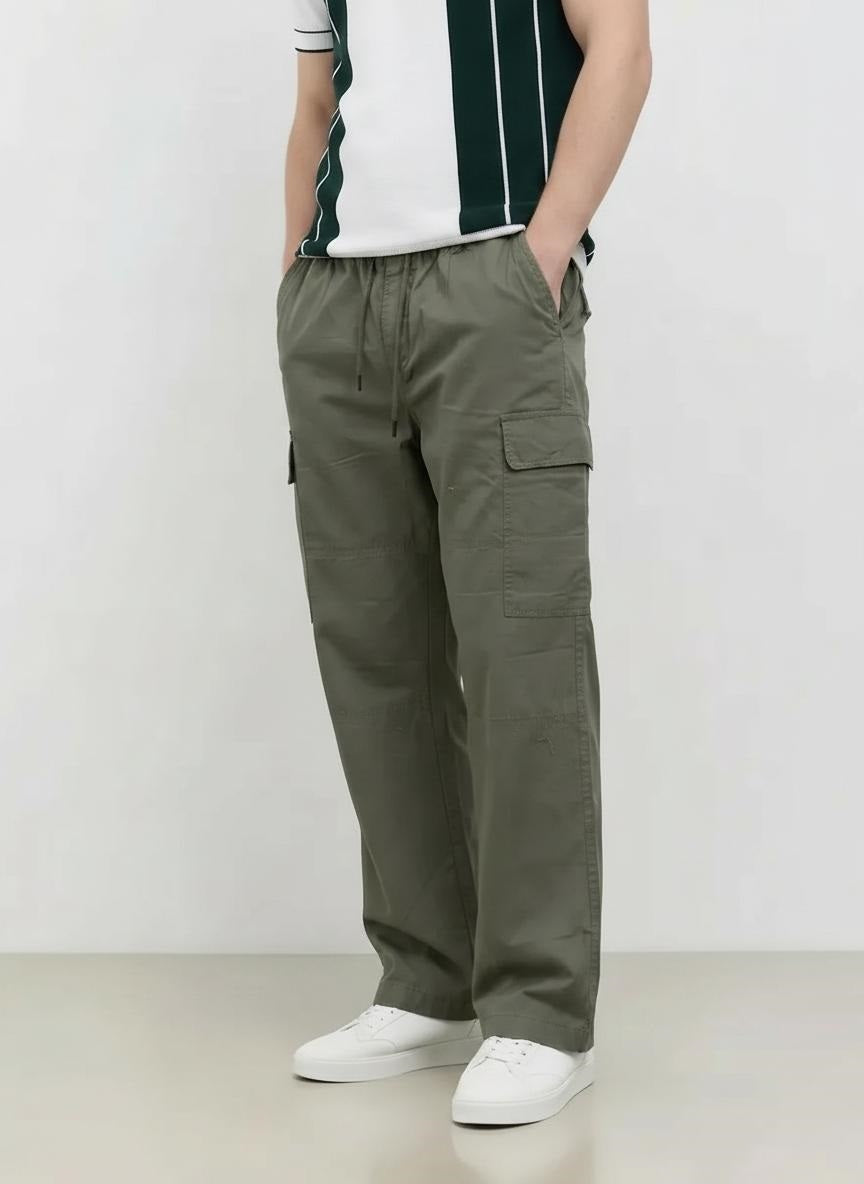 Men Regular Fit Cotton Cargos