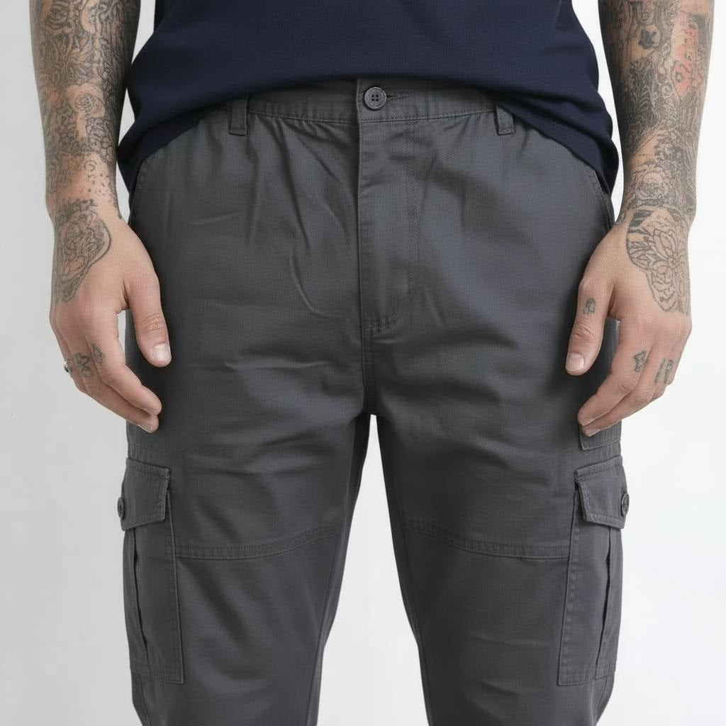 Men Coal Regular Fit Cargos