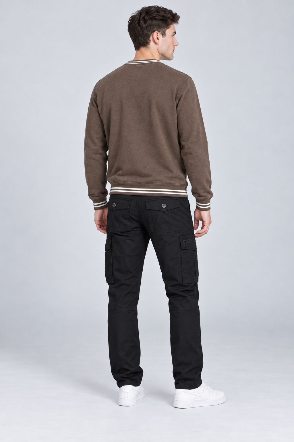 Men’s Regular Fit Woven Cargo Lower – Black