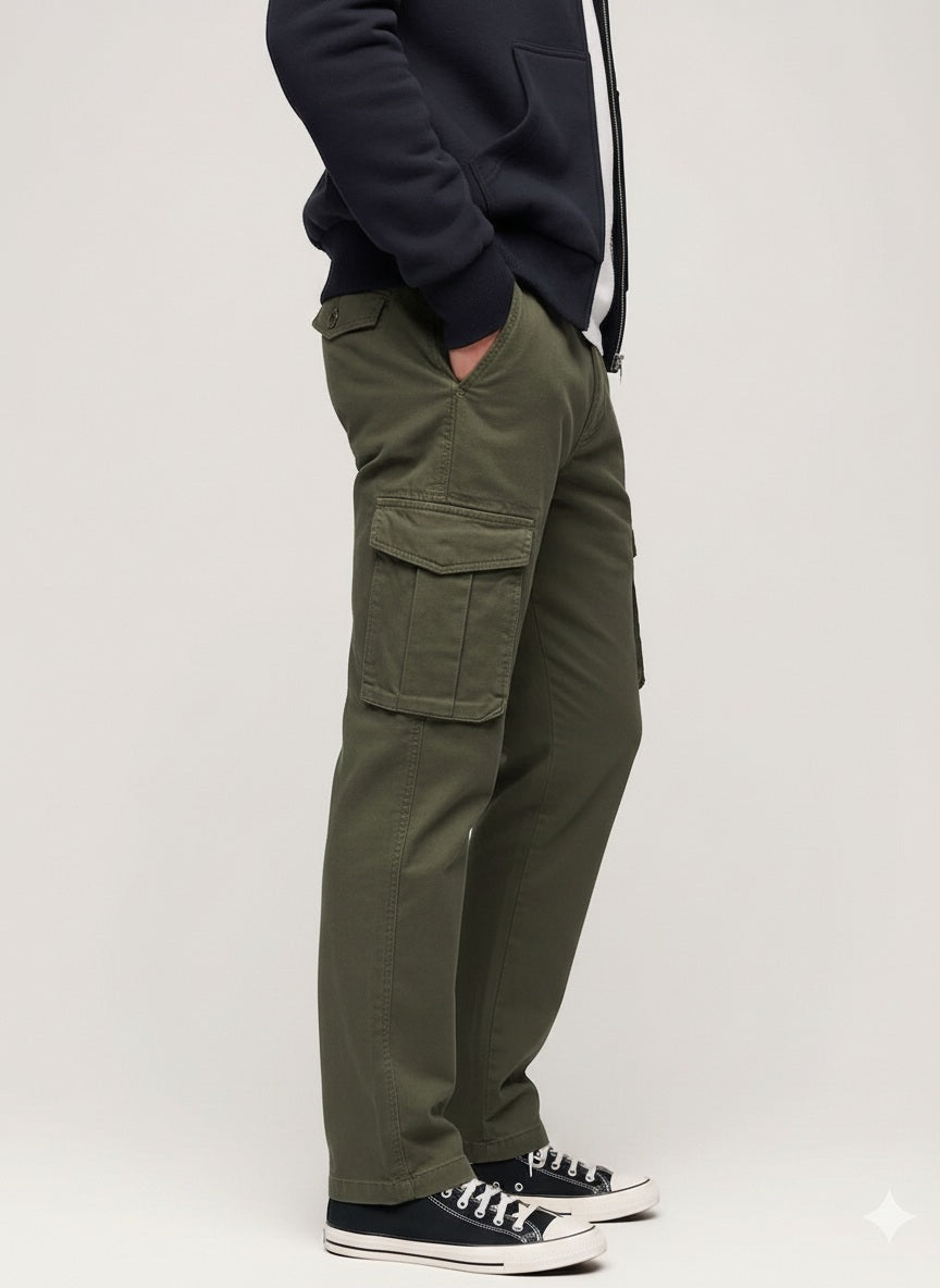 Men Solid Trackpants