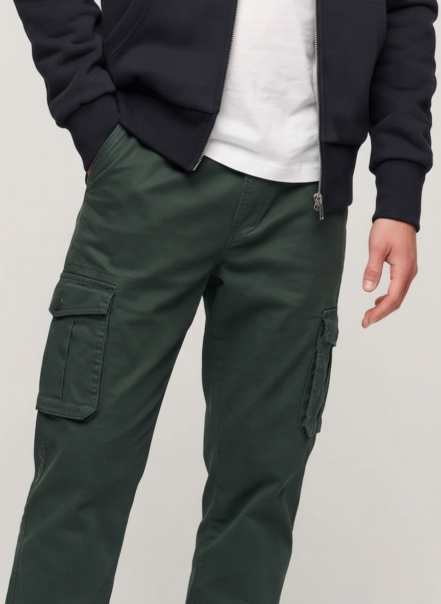 Men Solid Trackpants
