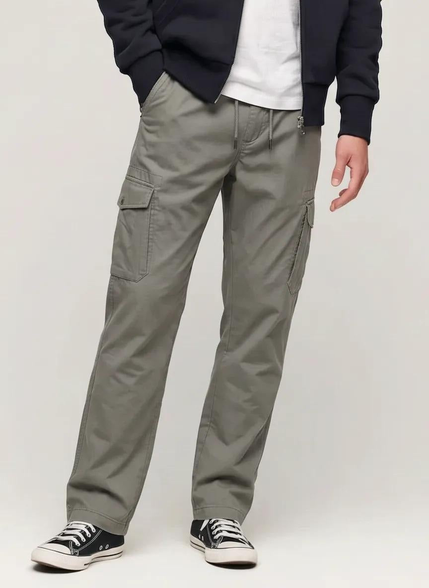 Men Solid Trackpants