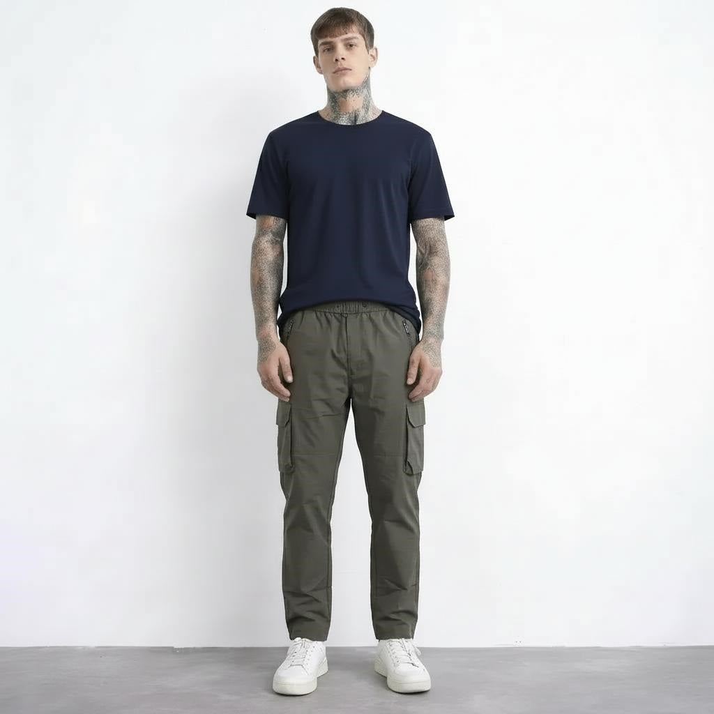 Men Regular Fit Cargos