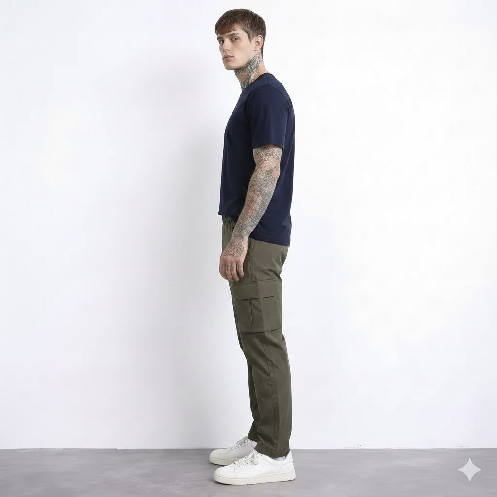 Men Regular Fit Cargos