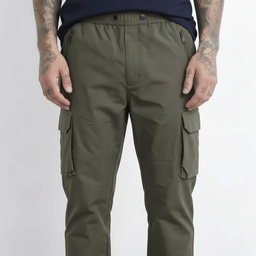 Men Regular Fit Cargos