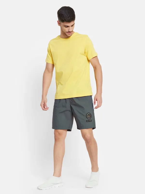 Basic Long Shorts With Side Badge