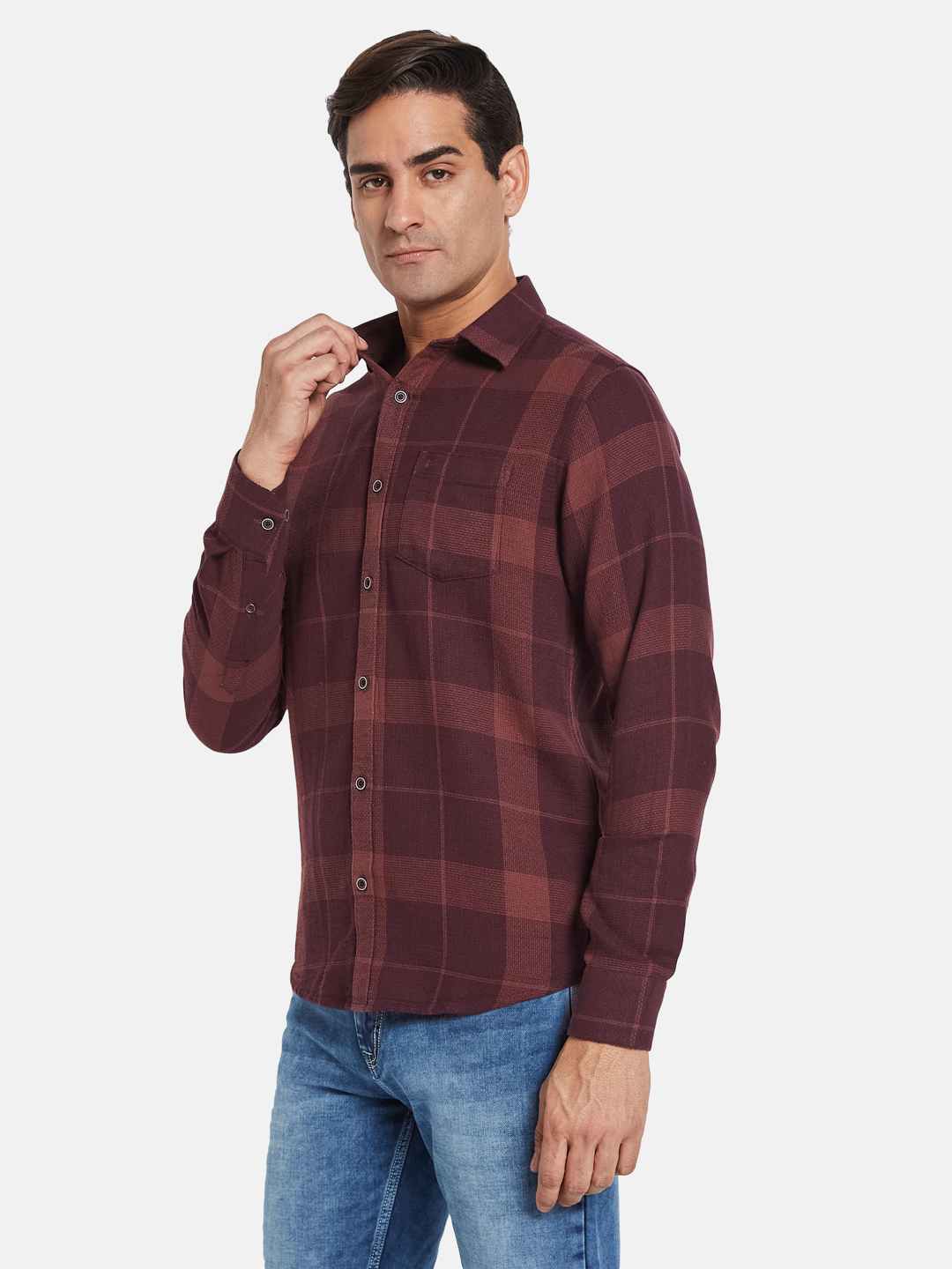 METTLE Men Opaque Checked Casual Shirt