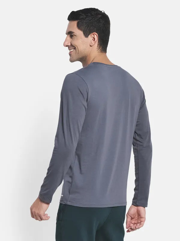 Men Grey Solid Cotton T-Shirt