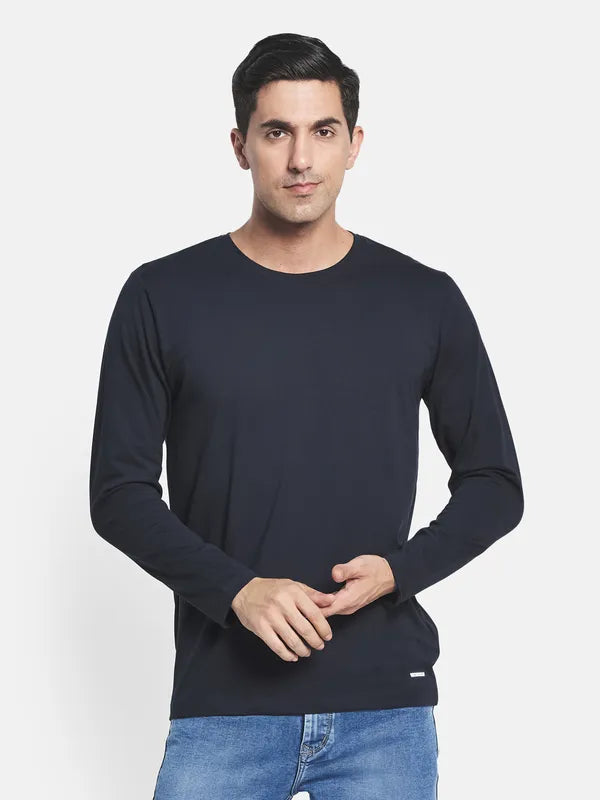 Men Navy Blue Solid Regular Fit T-Shirt