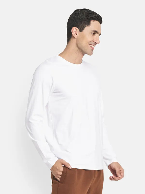 Men White Applique T-Shirt