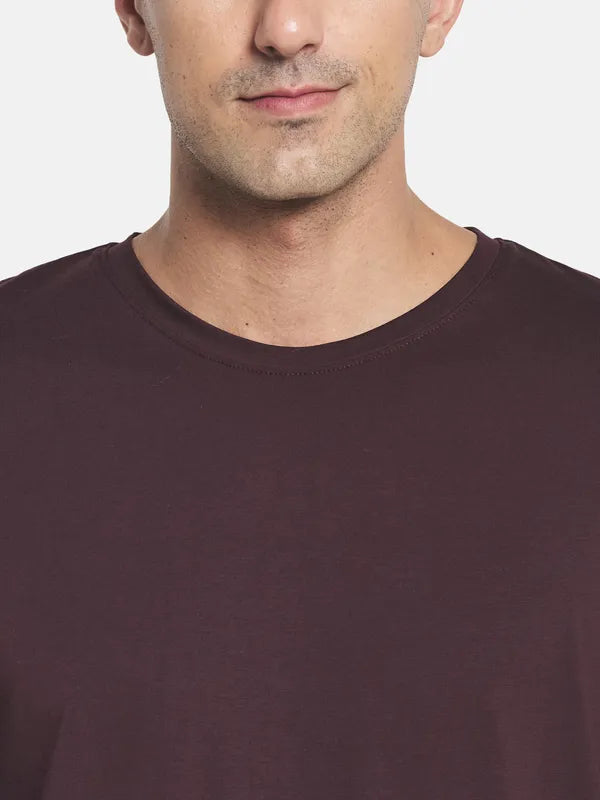 Men Maroon T-Shirt