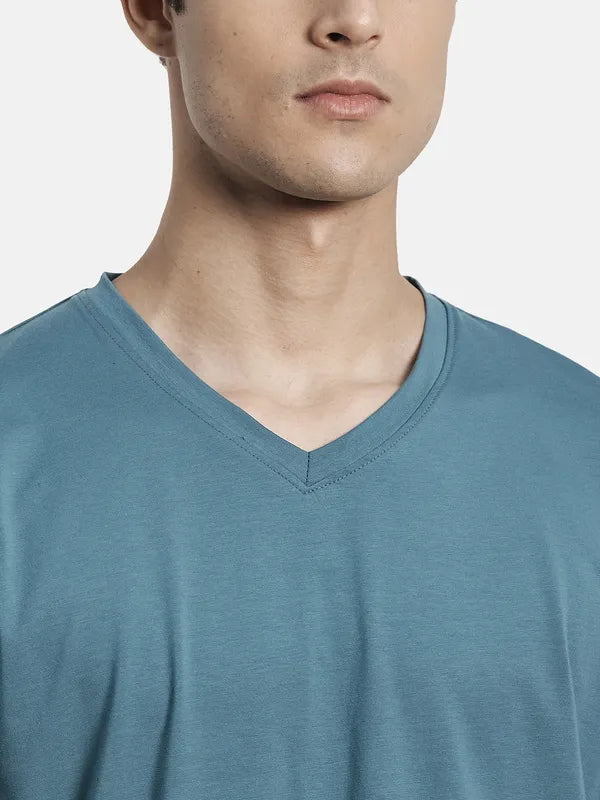 Men Blue V-Neck T-Shirt