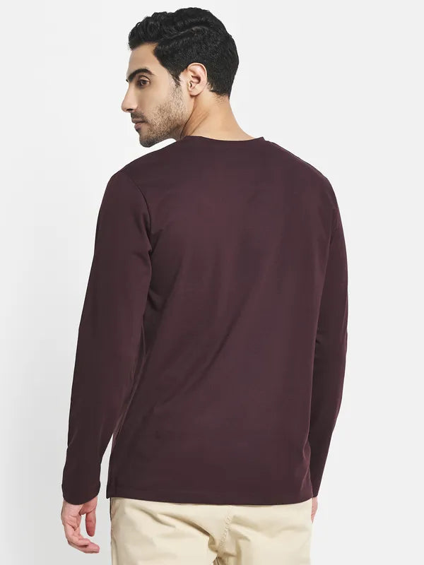 Men Maroon V-Neck T-Shirt