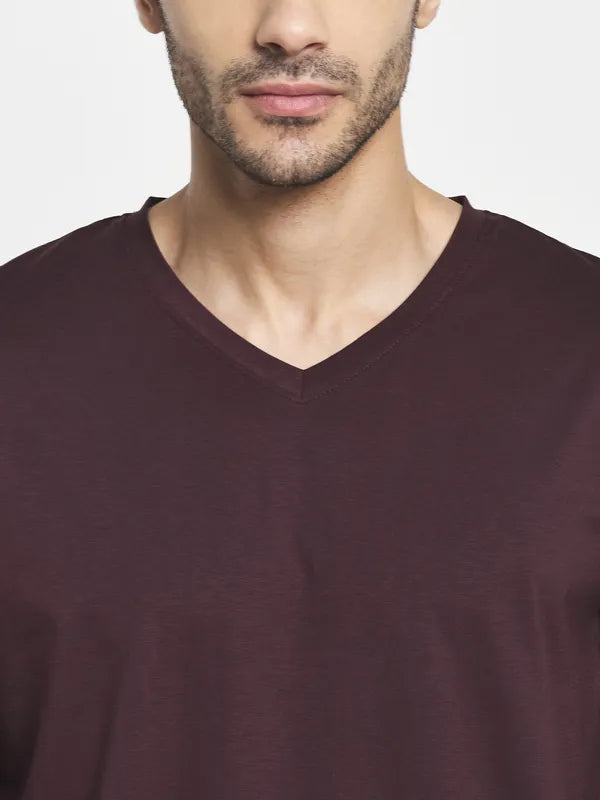 Men Maroon V-Neck T-Shirt