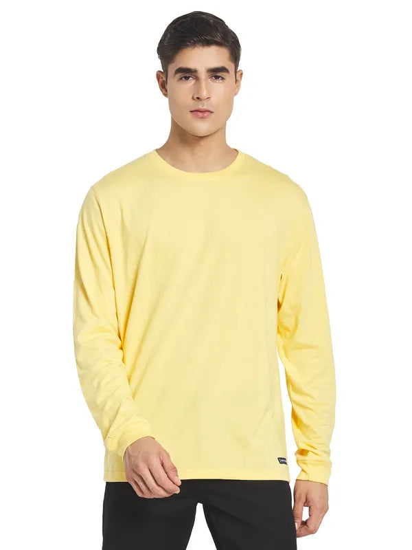 Mettle Men Yellow Solid Cotton T-Shirt