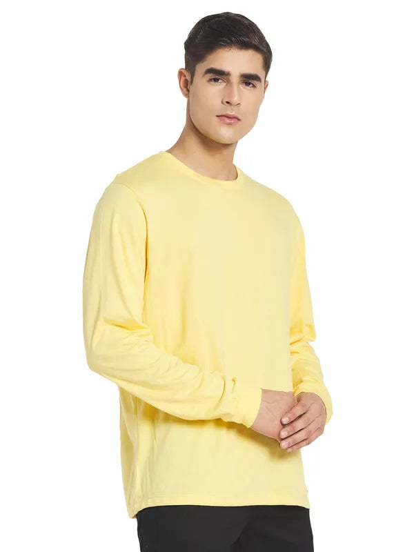 Mettle Men Yellow Solid Cotton T-Shirt