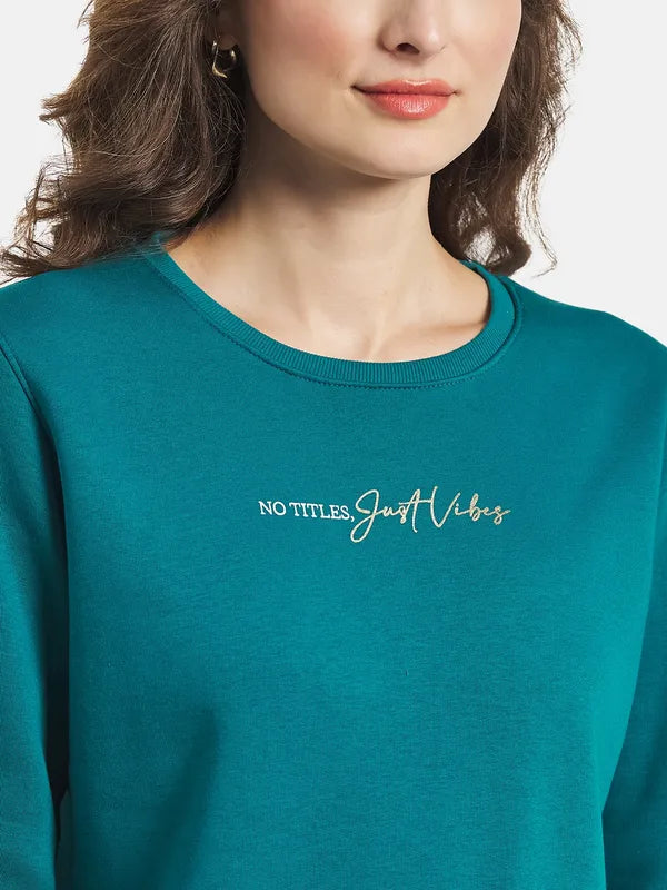 Women Solid Full Sleeve Sweatshirt