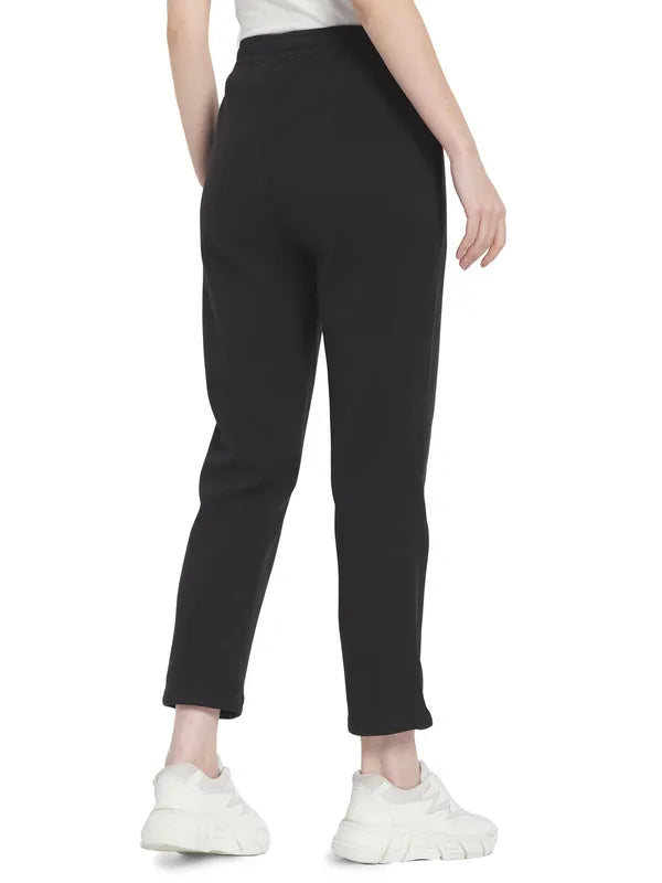 Mettle Women Black Solid Cotton Track Pant