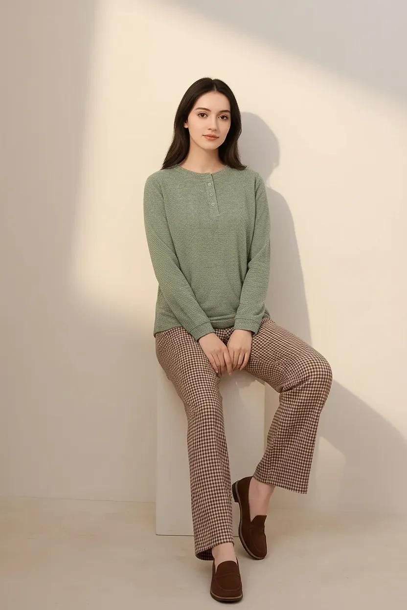 Women Solid Round Neck Sweatshirt