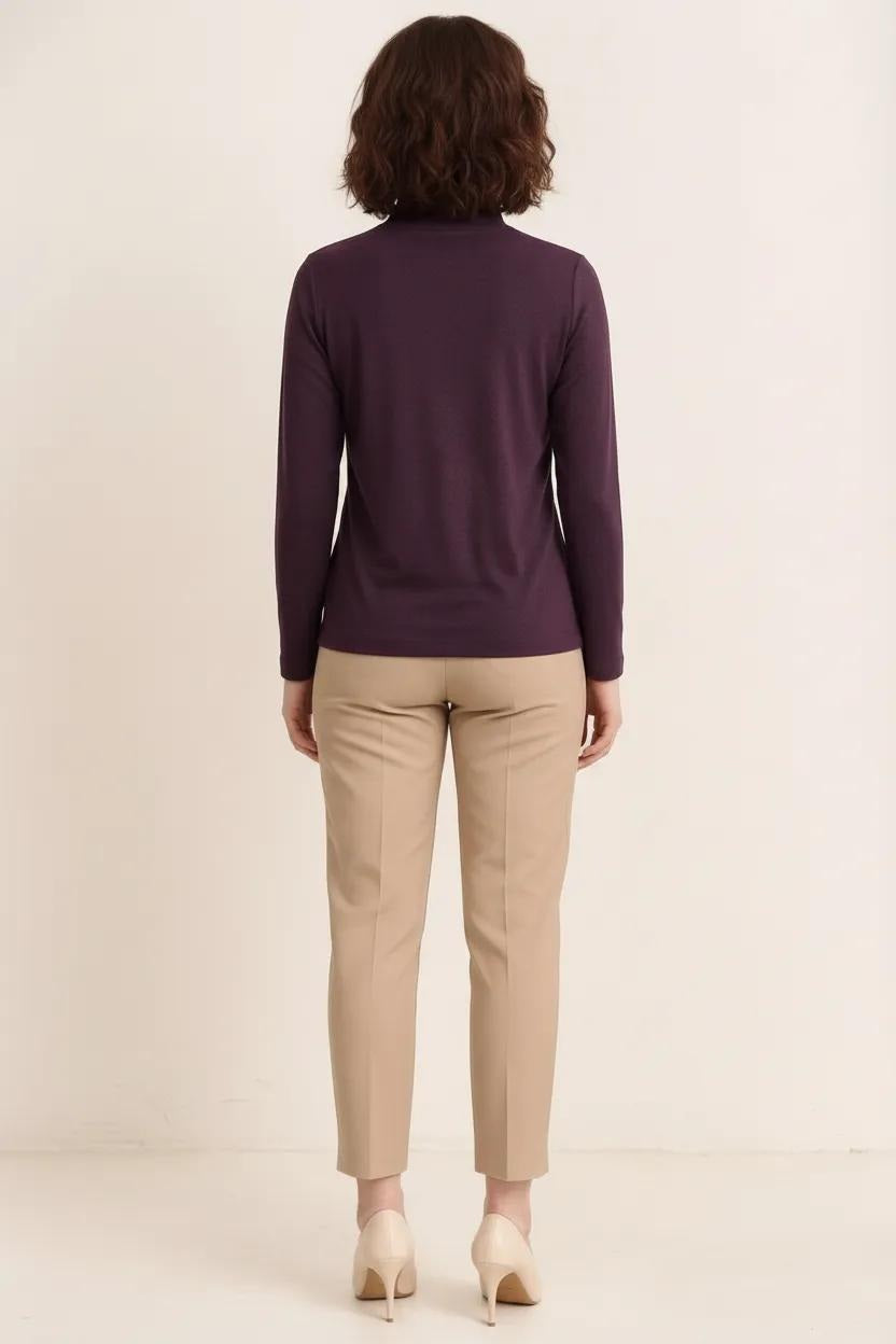 Women Grape Solid Round Neck Top