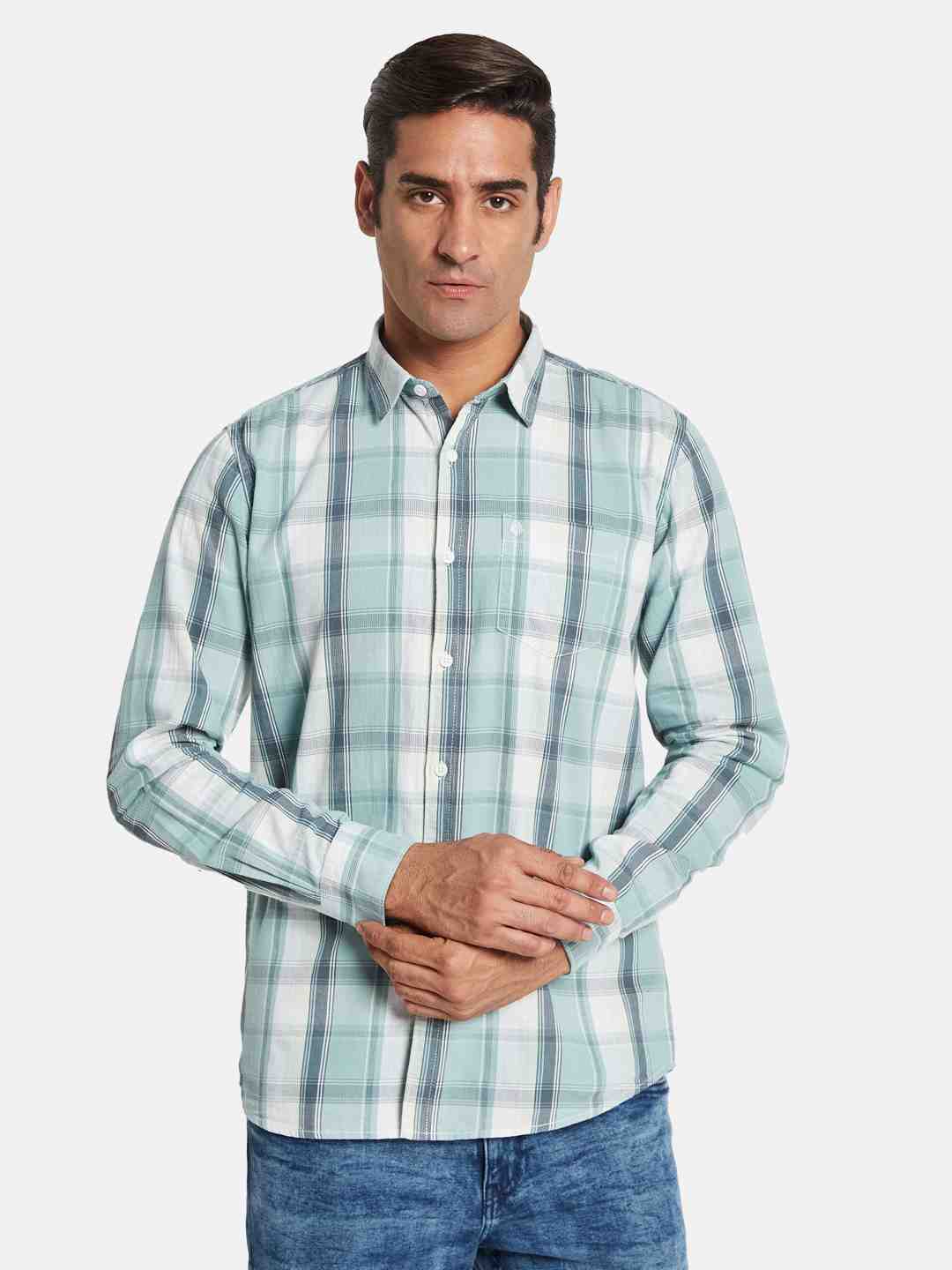 METTLE Men Opaque Checked Casual Shirt