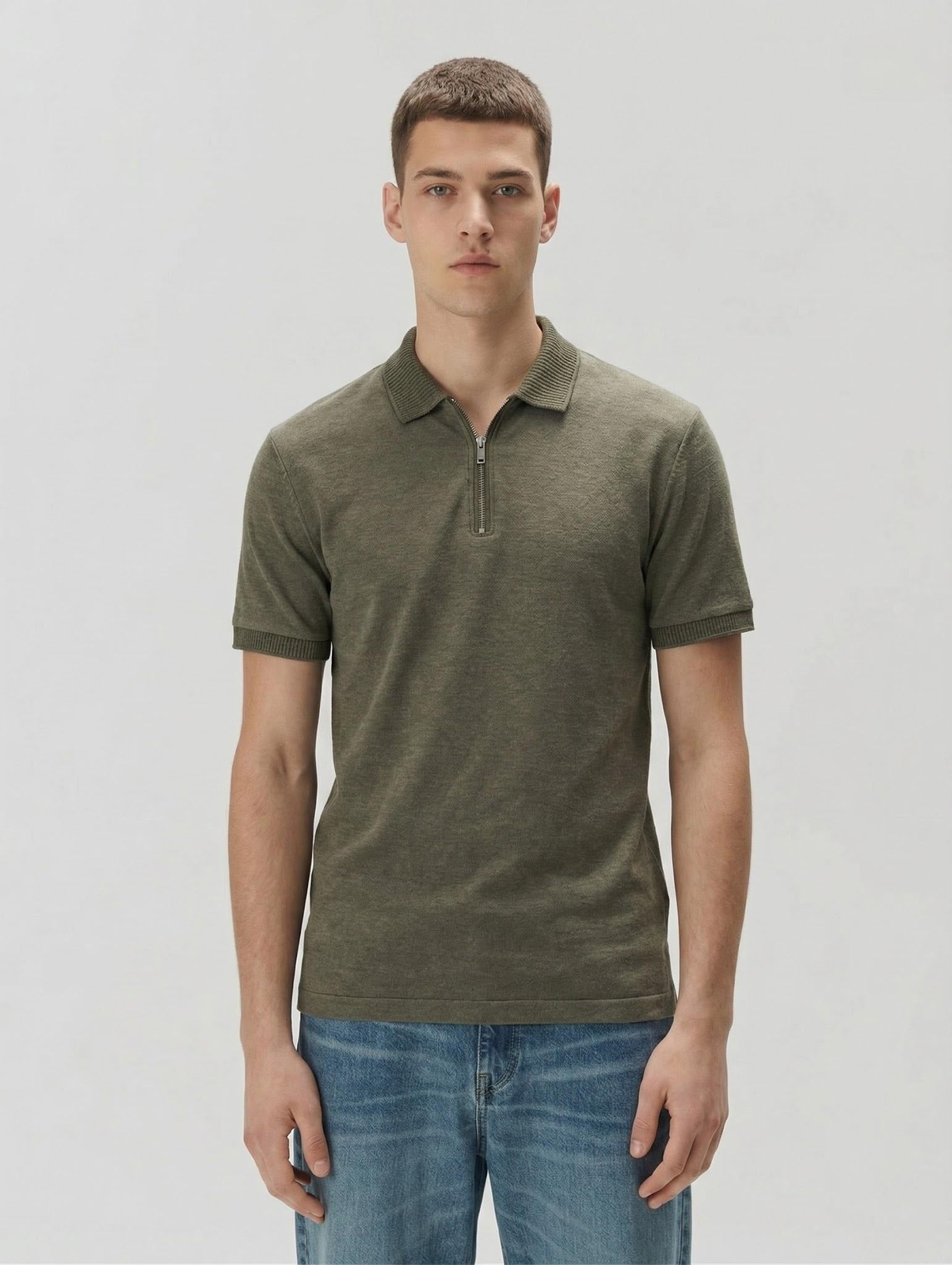 Men Olive Sold Polo Collar T-shirt