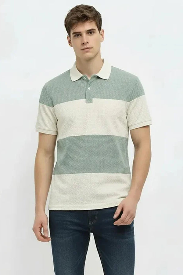 Men Colourblocked  Polo Collar T-shirt