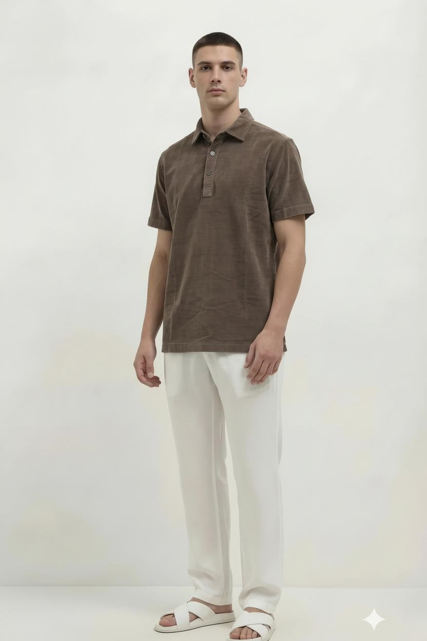Men Espresso Solid Polo Collar T-shirt
