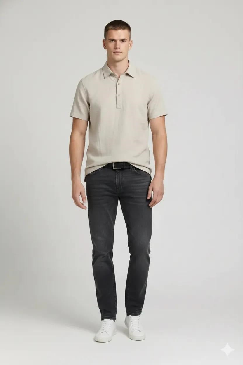 Men Onyx Solid Polo Collar T-shirt
