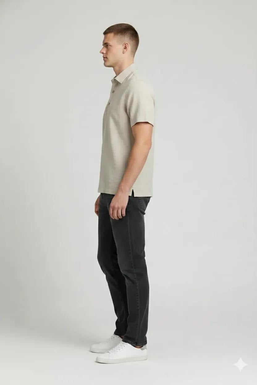 Men Onyx Solid Polo Collar T-shirt