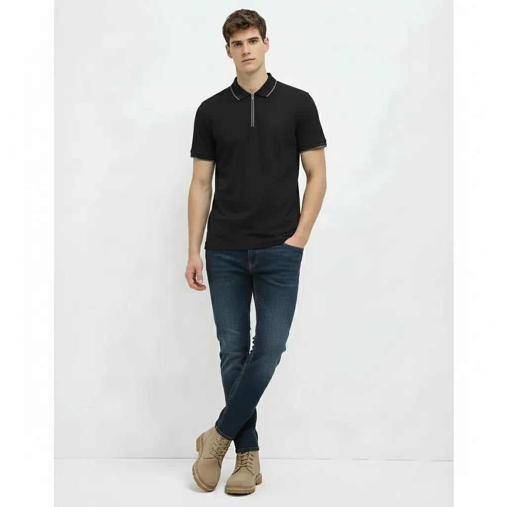Men Black Sold Polo Collar T-shirt