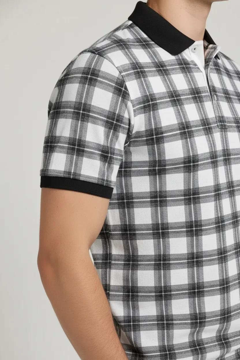 Men Black Currant Checked Polo Collar T-shirt