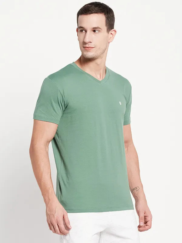 Men Basil T-Shirt