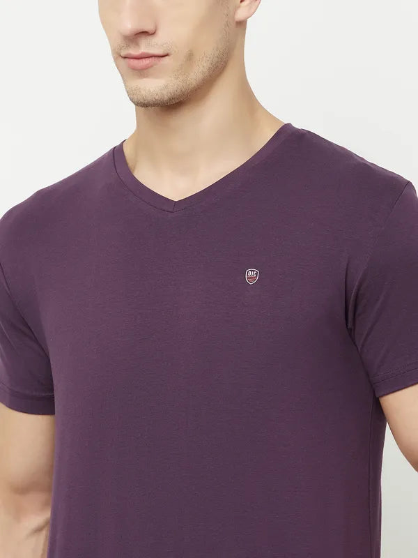 Octave Men Purple V-Neck T-Shirt