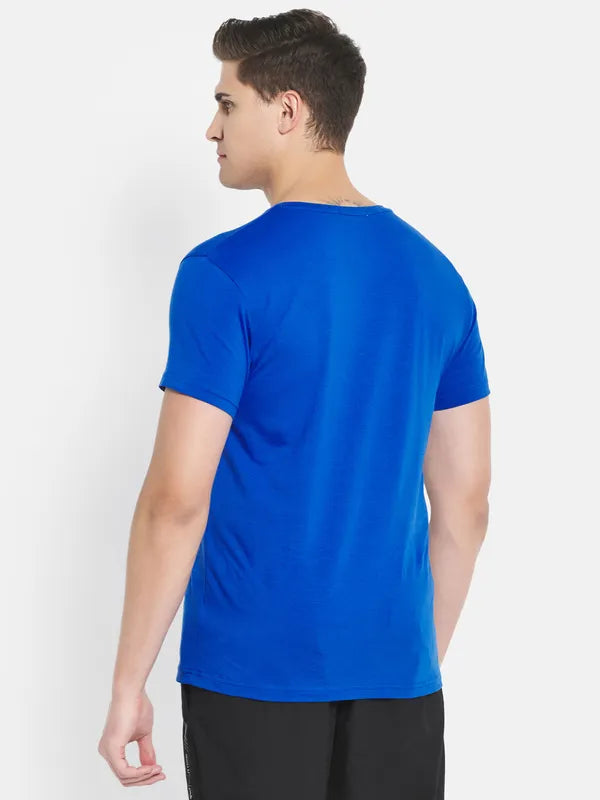 Octave Men Blue V-Neck T-Shirt