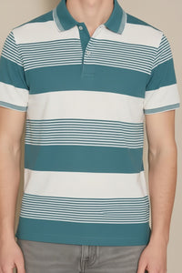 Men Surf Spray Colourblocked Polo Collar T-shirt