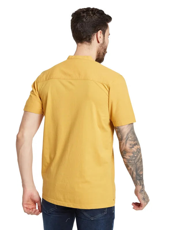 Octave Men Solid Mandarin Collar Pockets T-Shirt