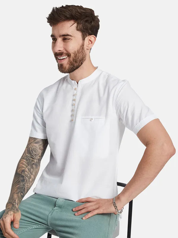 Octave Men Mandarin Collar Solid Pockets T-Shirt