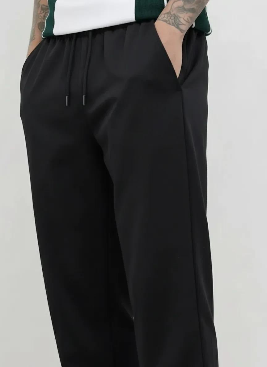 Men Black Solid Regular Fit Track Pants