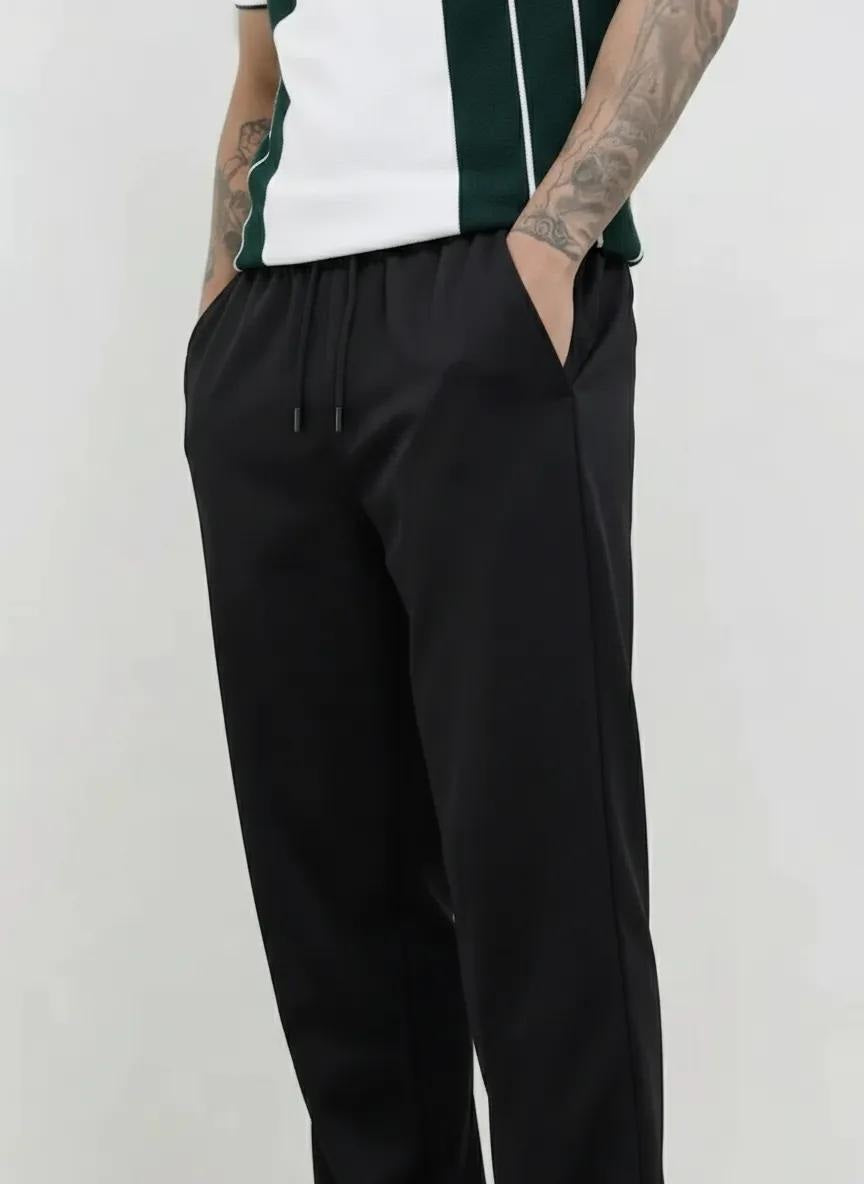 Men Black Solid Regular Fit Track Pants