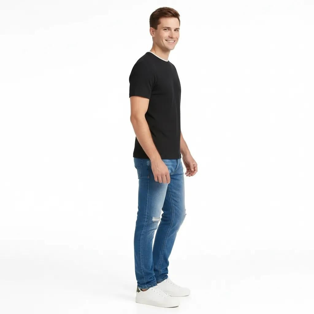 Men Black Solid Round Neck T-shirt