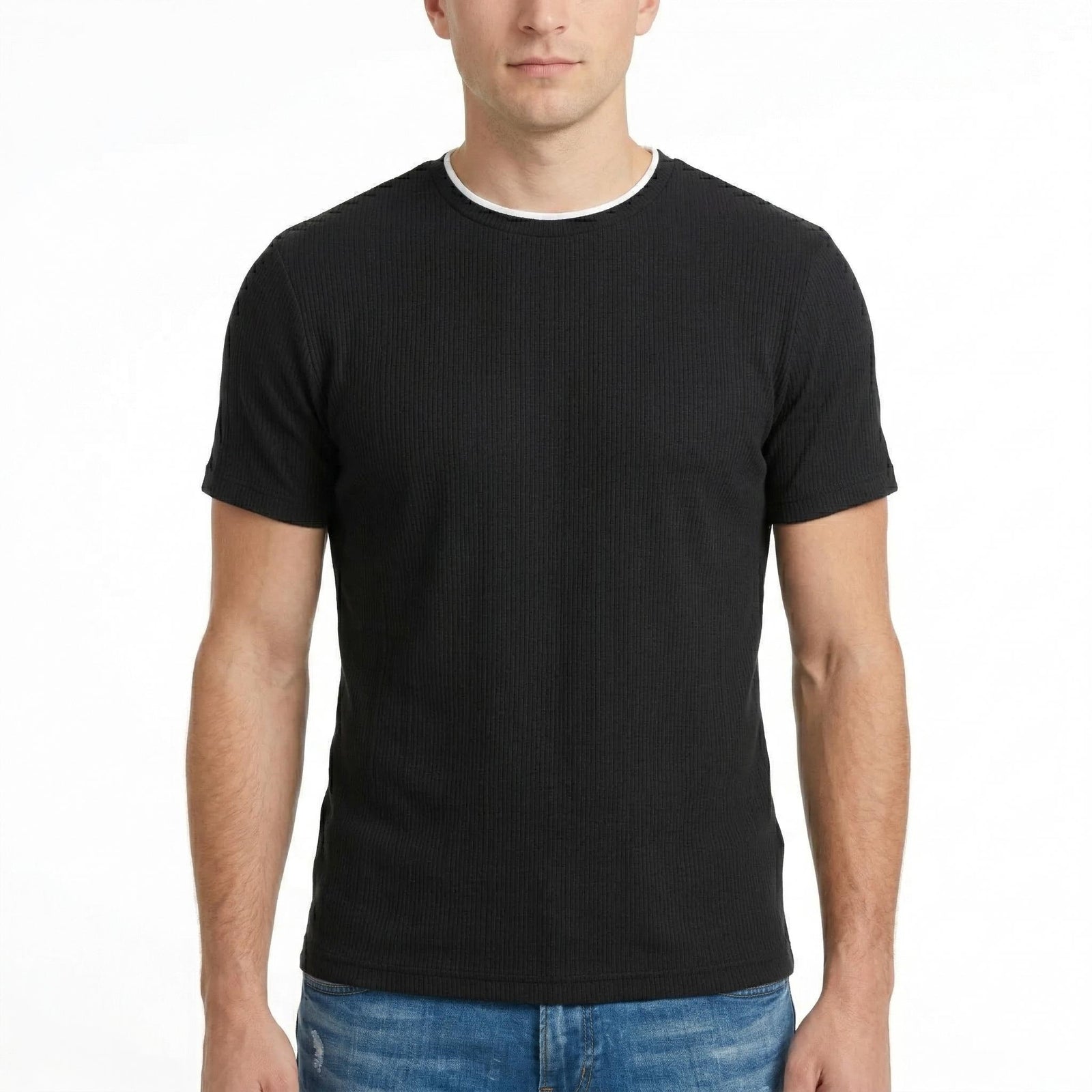 Men Black Solid Round Neck T-shirt