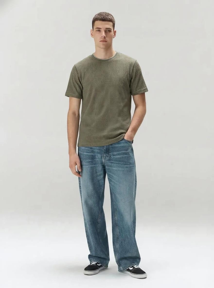 Men Olive Solid Round Neck T-shirt